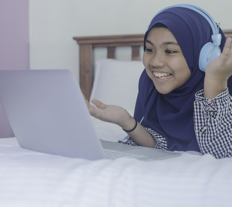 teen with headscarf during a videocall